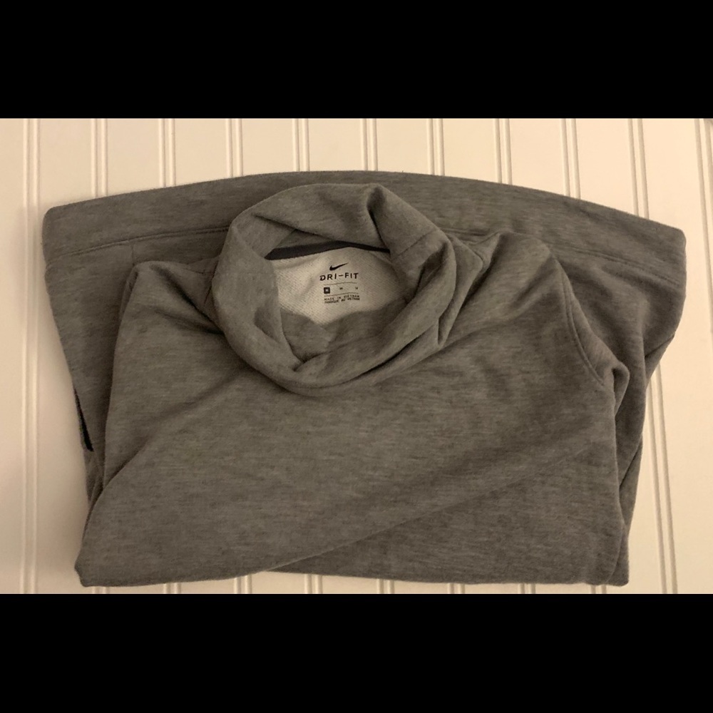 GRAY NIKE PULLOVER WITH MOCK NECK